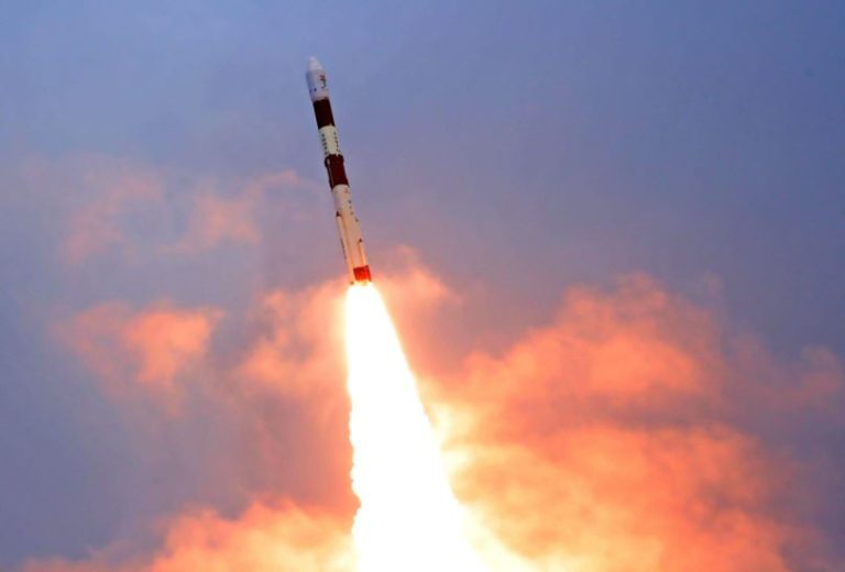 ISRO ने रचा इतिहास, अब दुश्मनों पर अंतरिक्ष से नजर रखेगा भारत